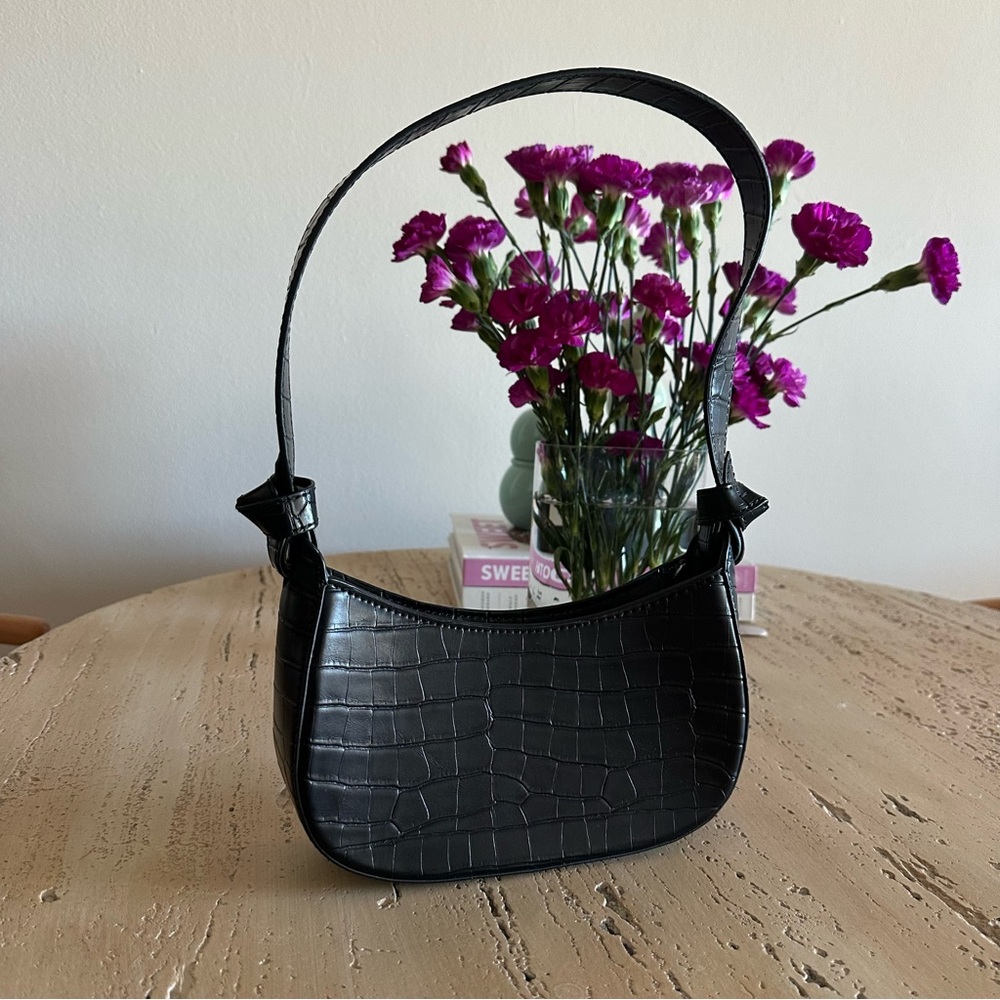 Black purse